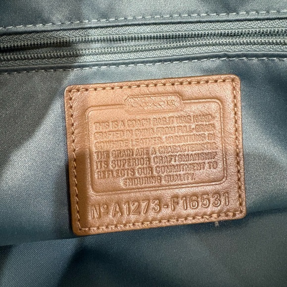 Coach Penelope Leather Carryall/Shoulder Tote And Matching Wallet! - Picture 9 of 16